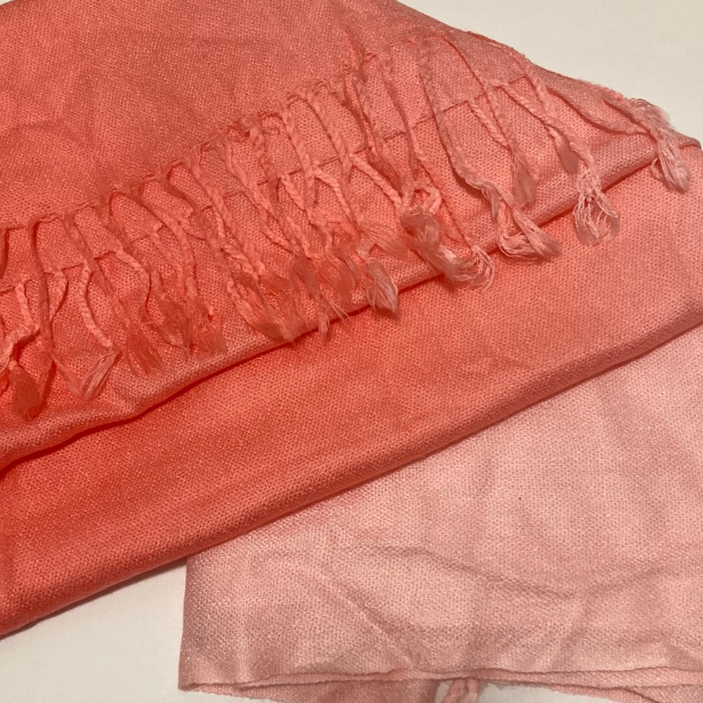 NWT Gorgeous hombre scarf